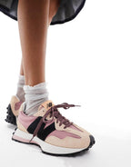 New Ba*ance 327 Sneaker in Rose/Pink & Black