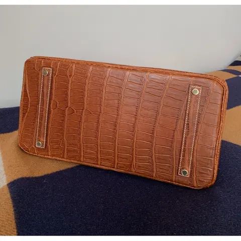 Herm*s Birk*n 35 Crocodile Handbag – Brown