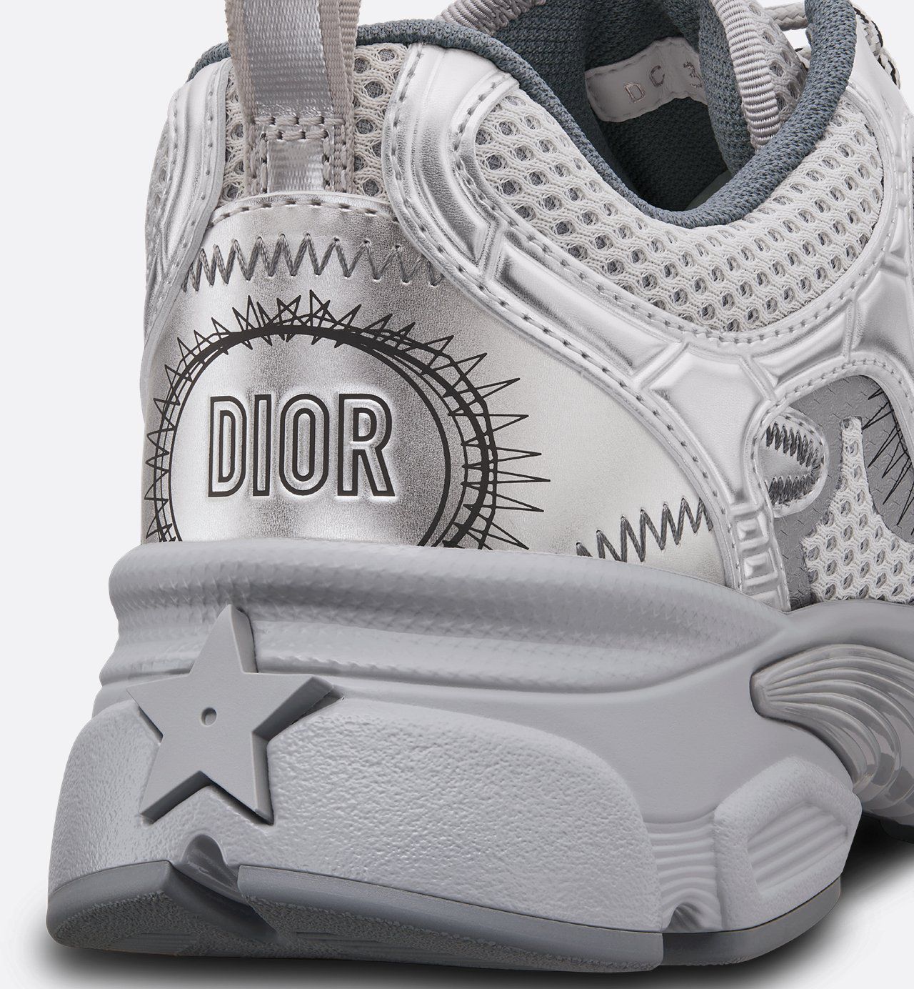 Dio* Chrono Sneaker