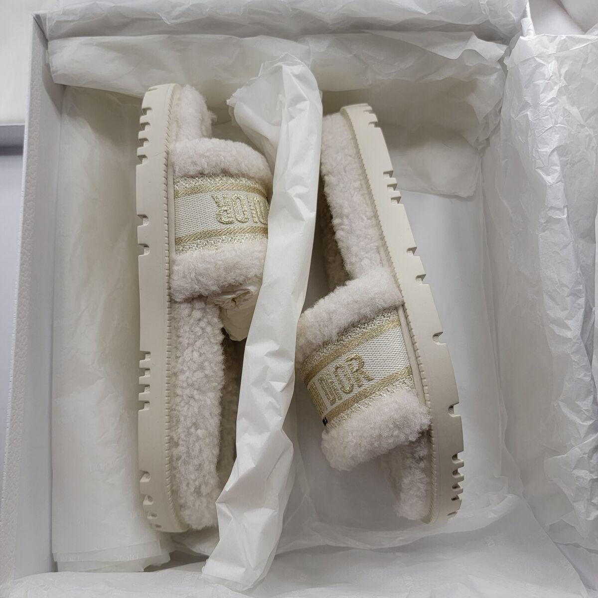 Dway Slide Flat Shearling