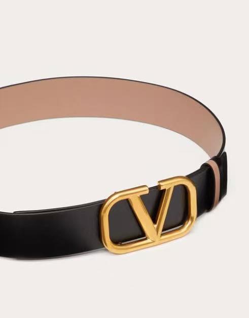 V Logo Signature Reversible Shiny Calfskin Belt – 30mm / 1.2 in