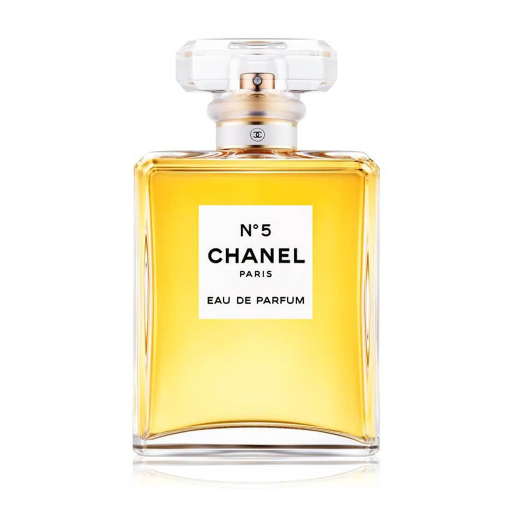 C N°5 Eau de Parfum spray.