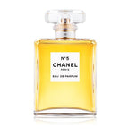 C N°5 Eau de Parfum spray.